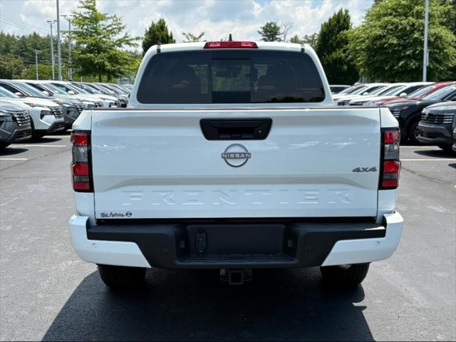 new 2025 Nissan Frontier car, priced at $39,205