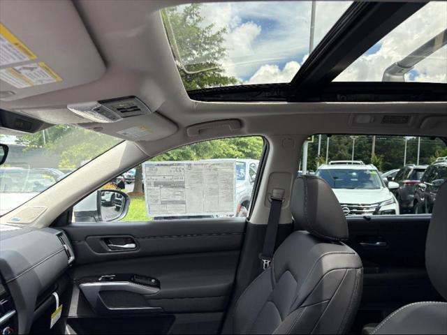 new 2025 Nissan Pathfinder car, priced at $47,039