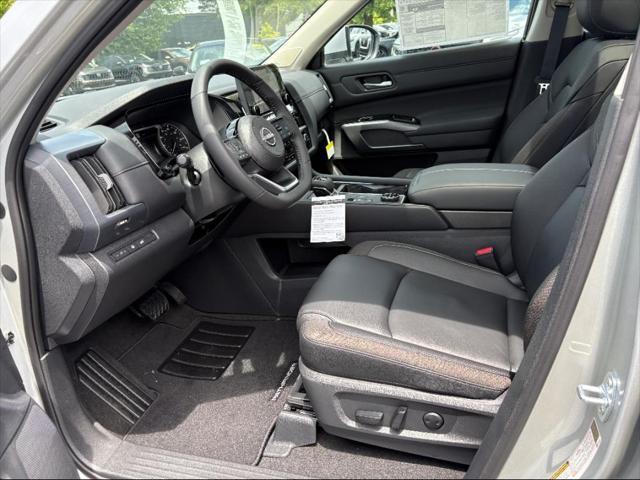 new 2025 Nissan Pathfinder car, priced at $47,039