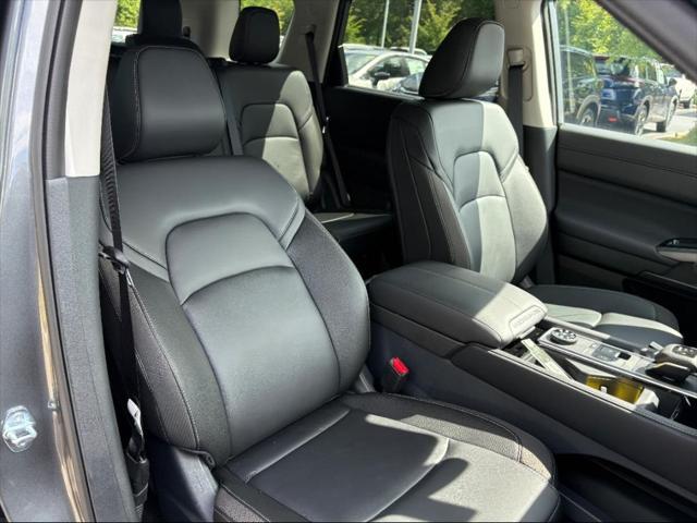 new 2025 Nissan Pathfinder car, priced at $44,417