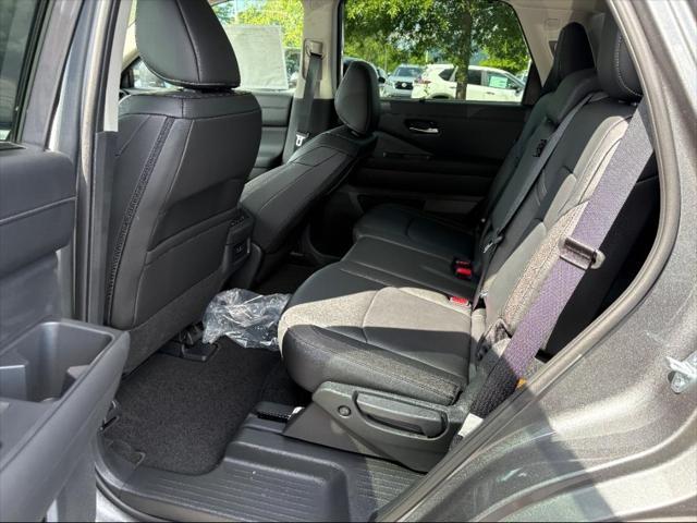 new 2025 Nissan Pathfinder car, priced at $44,417