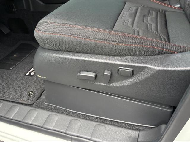 new 2025 Nissan Frontier car, priced at $42,224