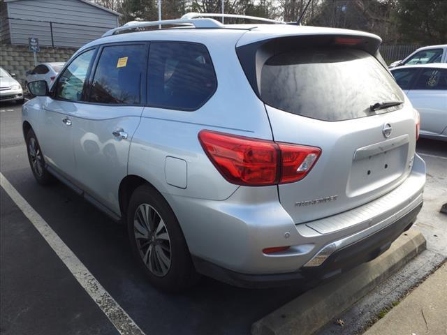 used 2018 Nissan Pathfinder car