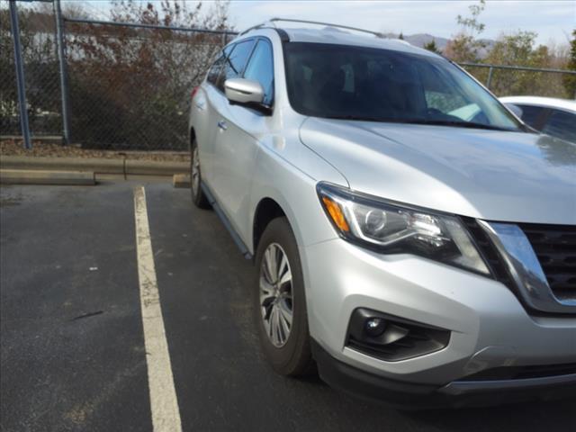 used 2018 Nissan Pathfinder car