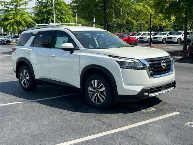 new 2024 Nissan Pathfinder car, priced at $45,004