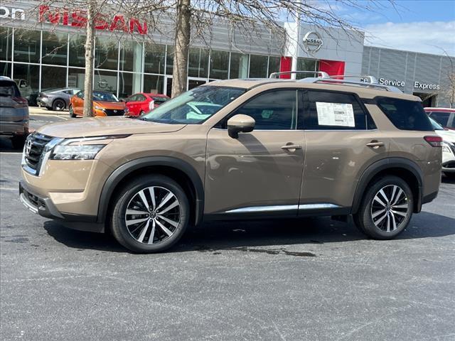 new 2024 Nissan Pathfinder car, priced at $50,961