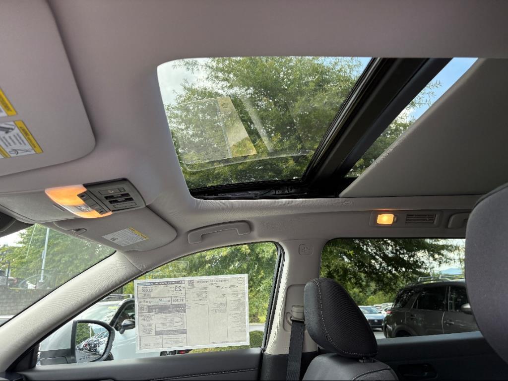 new 2025 Nissan Pathfinder car, priced at $38,370