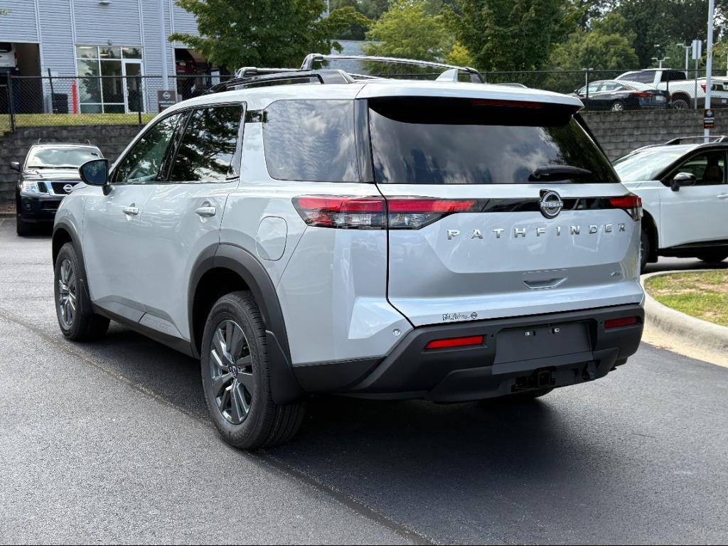 new 2025 Nissan Pathfinder car, priced at $38,370
