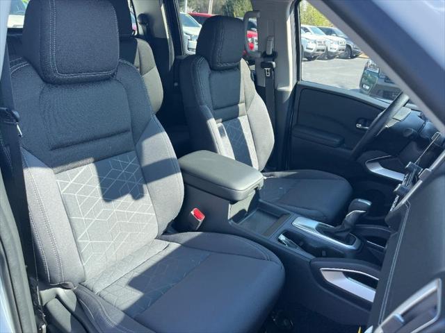new 2025 Nissan Frontier car, priced at $39,721