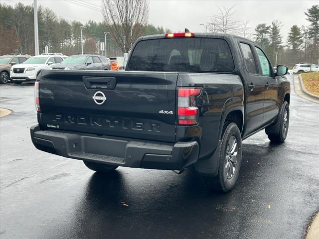 new 2025 Nissan Frontier car, priced at $38,615