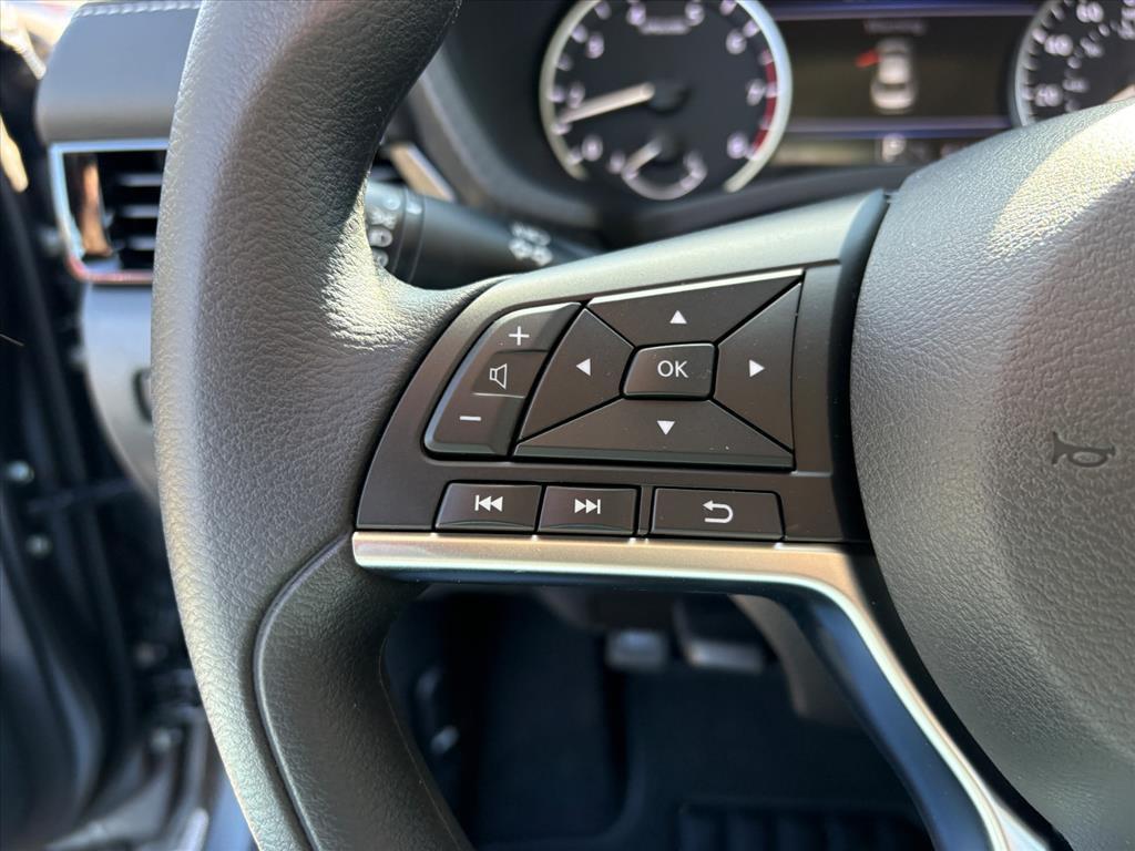 new 2025 Nissan Sentra car, priced at $22,230