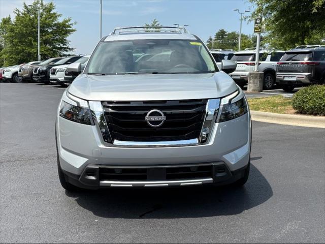 new 2025 Nissan Pathfinder car, priced at $46,921