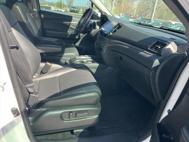 used 2023 Honda Ridgeline car, priced at $32,264
