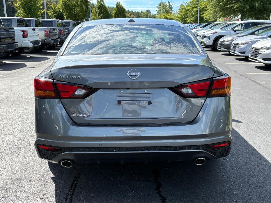 new 2025 Nissan Altima car, priced at $29,979
