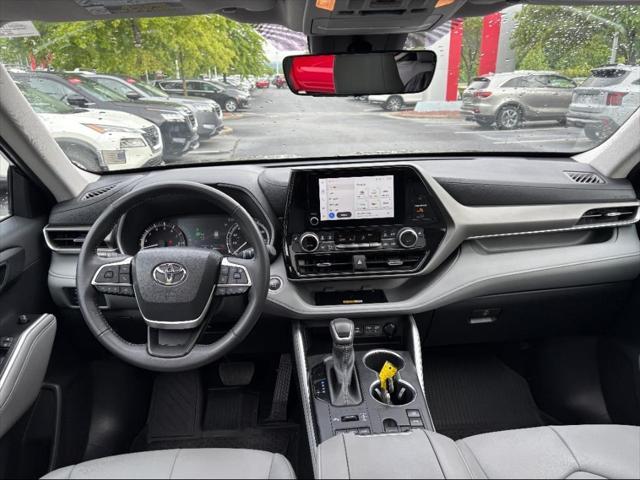 used 2024 Toyota Highlander car, priced at $41,688