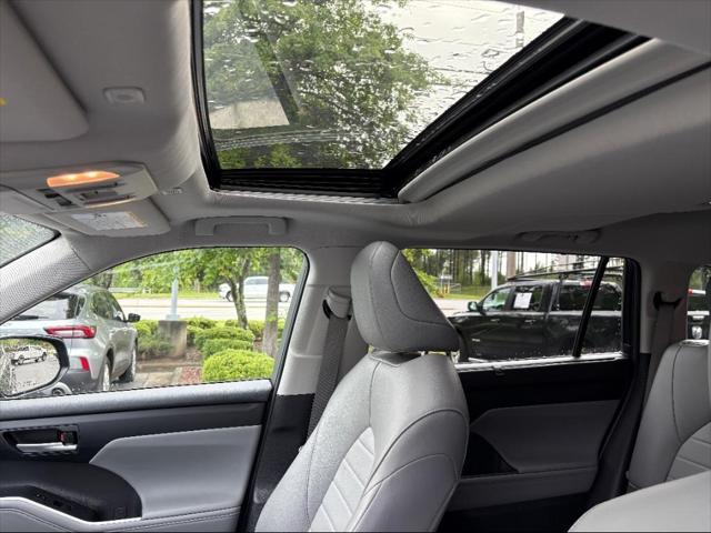 used 2024 Toyota Highlander car, priced at $41,688