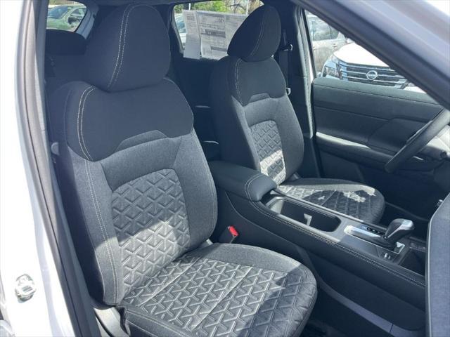 new 2025 Nissan Kicks car, priced at $26,187