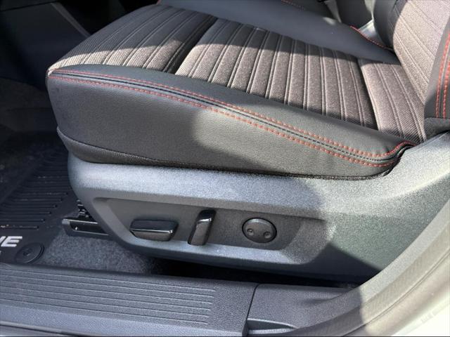 new 2025 Nissan Rogue car, priced at $33,660