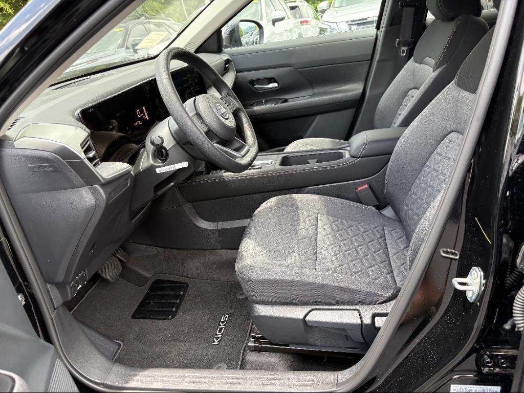 new 2025 Nissan Kicks car, priced at $27,654