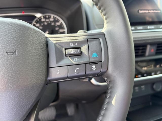 new 2025 Nissan Rogue car, priced at $33,421