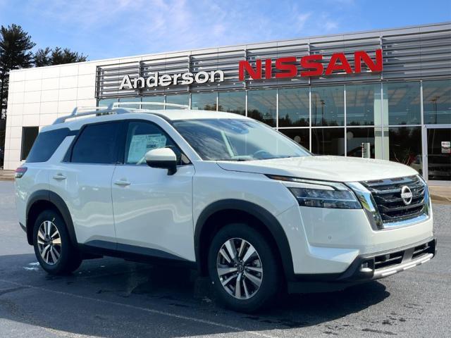 new 2024 Nissan Pathfinder car, priced at $45,302