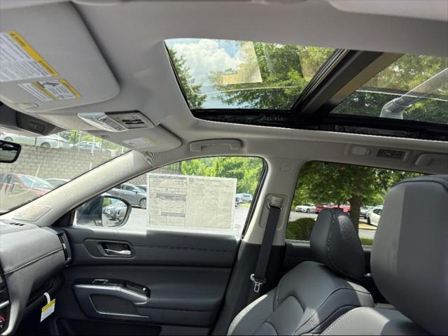 new 2025 Nissan Pathfinder car, priced at $46,599