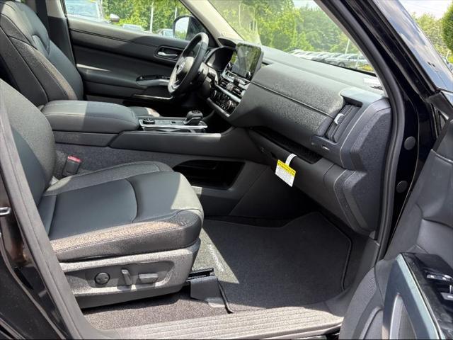 new 2025 Nissan Pathfinder car, priced at $46,599
