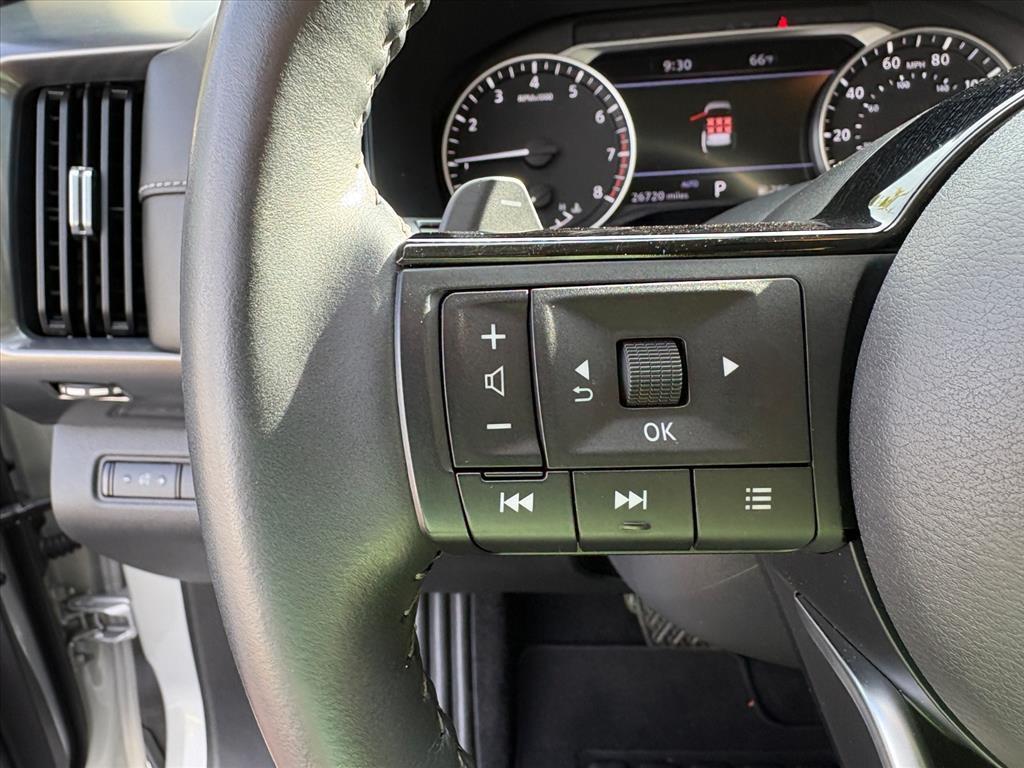 used 2022 Nissan Pathfinder car, priced at $31,738