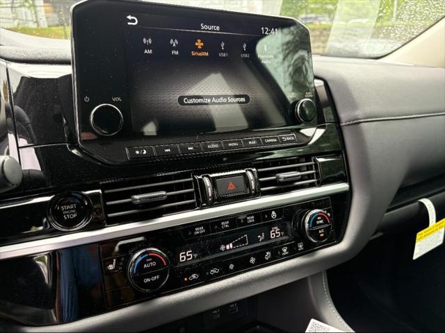 new 2025 Nissan Pathfinder car, priced at $43,833