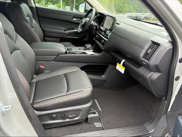 new 2025 Nissan Pathfinder car, priced at $43,833