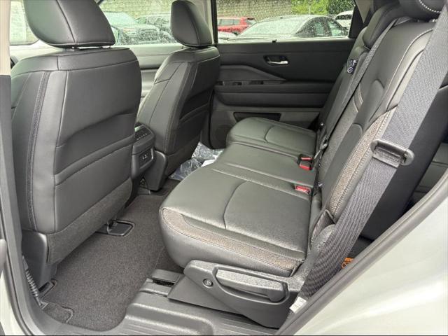 new 2025 Nissan Pathfinder car, priced at $43,833
