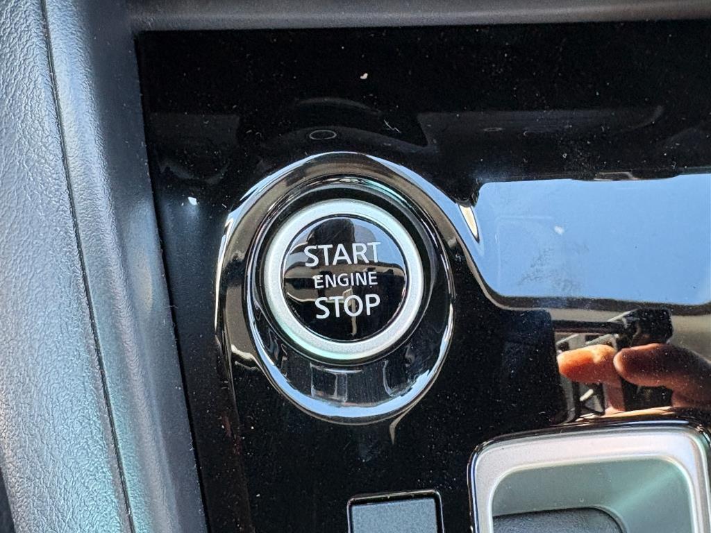 new 2025 Nissan Versa car, priced at $21,818