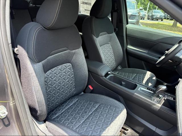 new 2025 Nissan Kicks car, priced at $26,555