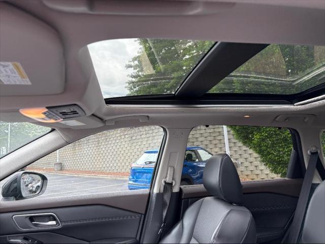 used 2021 Nissan Rogue car, priced at $20,154