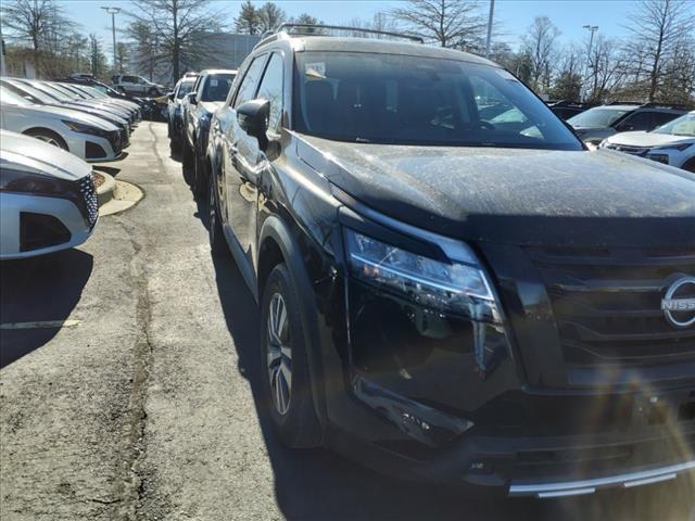 used 2023 Nissan Pathfinder car, priced at $35,978