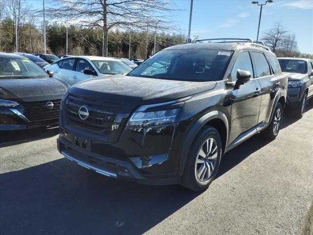 used 2023 Nissan Pathfinder car, priced at $35,978