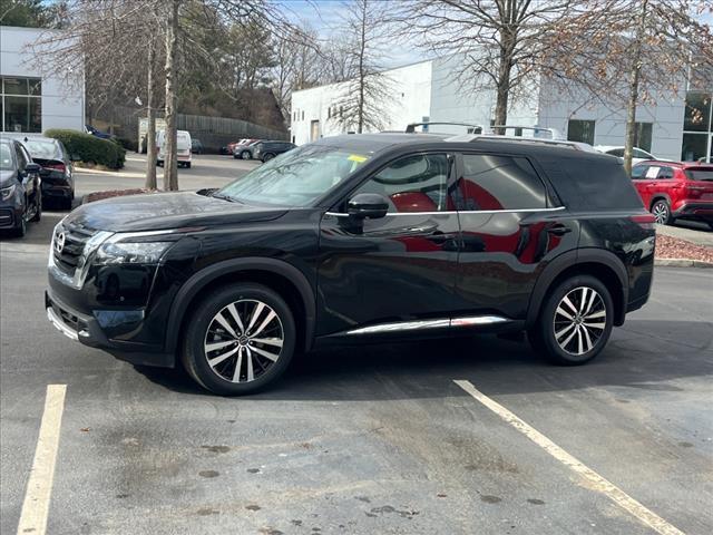 new 2025 Nissan Pathfinder car, priced at $49,923