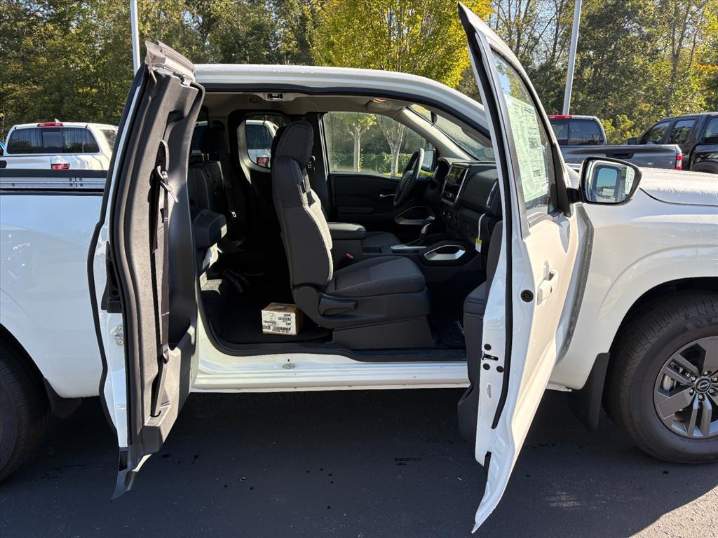 new 2025 Nissan Frontier car, priced at $34,320
