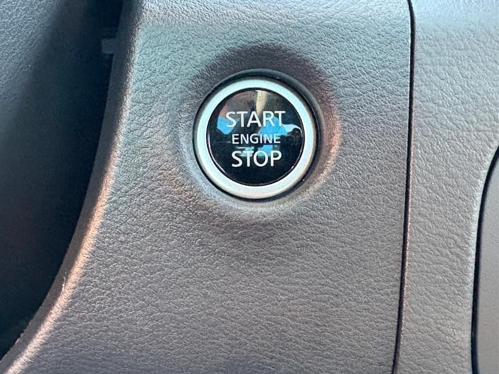 new 2025 Nissan Frontier car, priced at $46,620