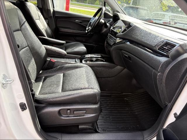 used 2021 Honda Pilot car, priced at $30,667