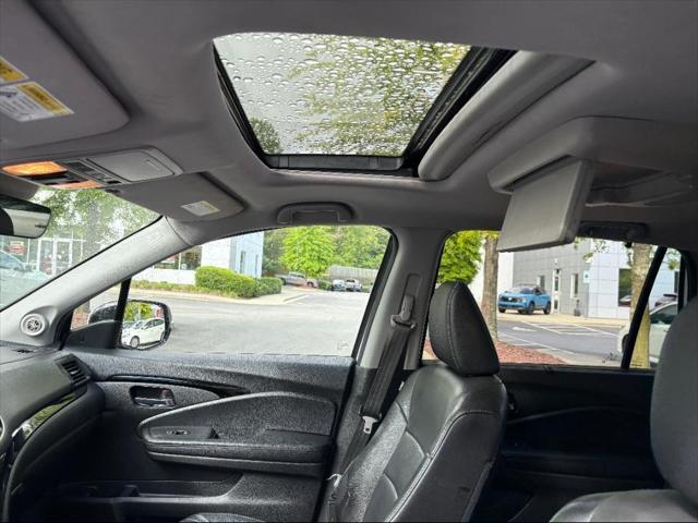 used 2021 Honda Pilot car, priced at $30,667