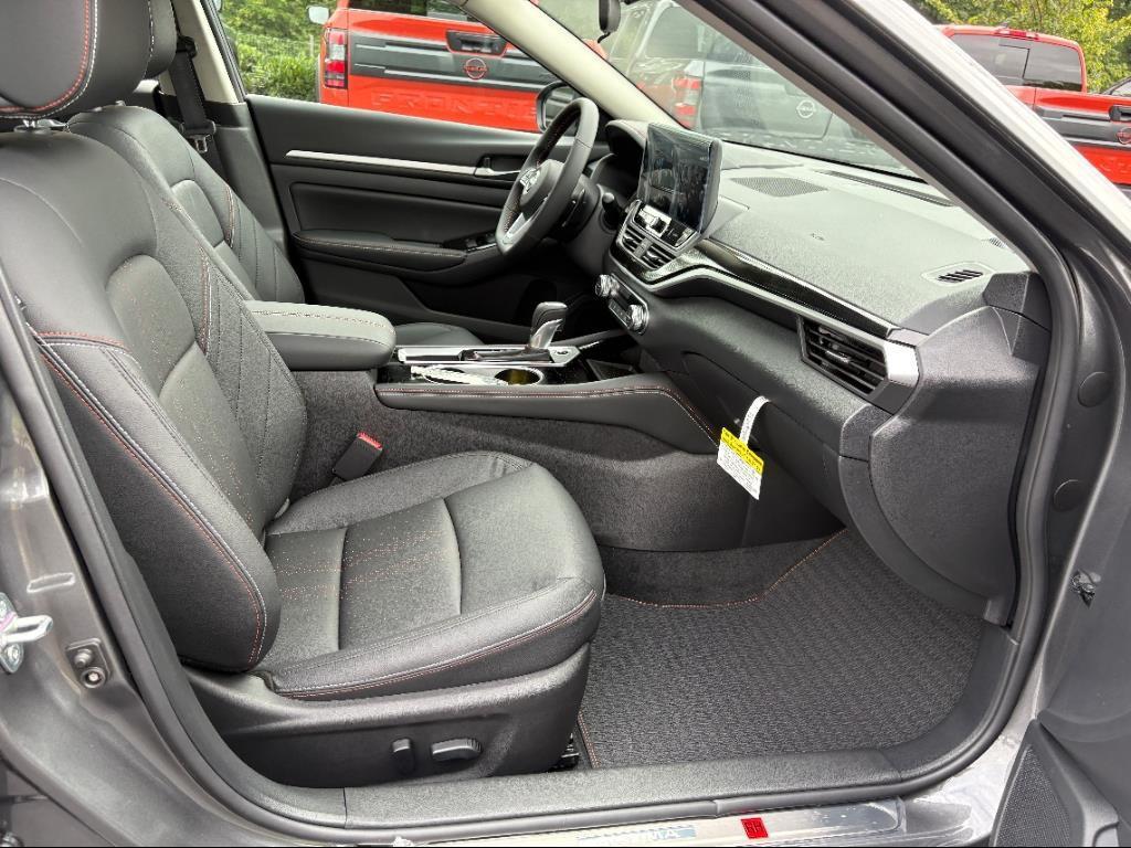 new 2025 Nissan Altima car, priced at $31,779