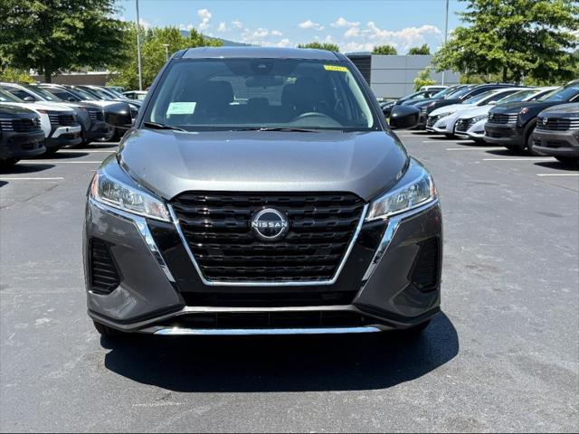 new 2025 Nissan Kicks car, priced at $23,257
