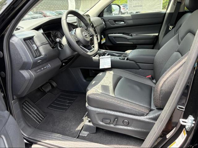new 2025 Nissan Pathfinder car, priced at $43,324