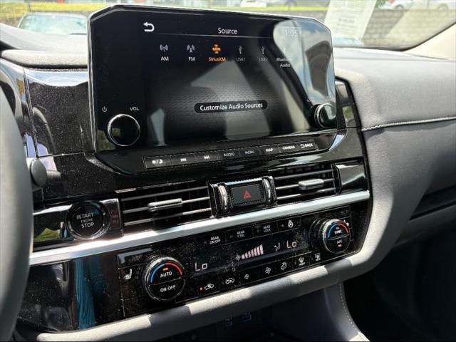 new 2025 Nissan Pathfinder car, priced at $43,324