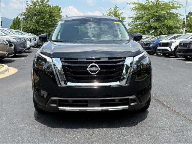 new 2025 Nissan Pathfinder car, priced at $43,324