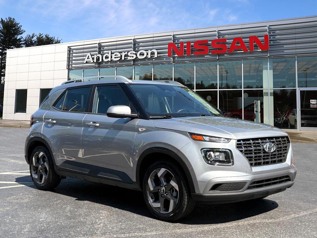 used 2024 Hyundai Venue car, priced at $17,978