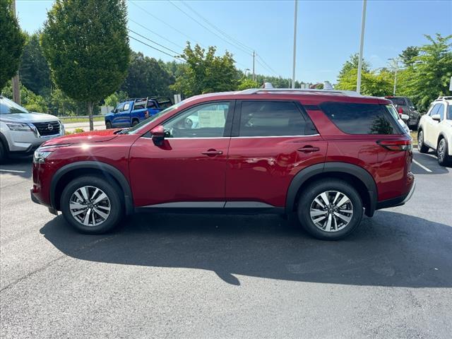 new 2024 Nissan Pathfinder car, priced at $43,881