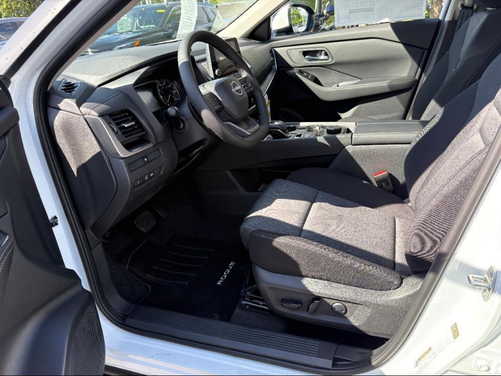 new 2025 Nissan Rogue car, priced at $32,640