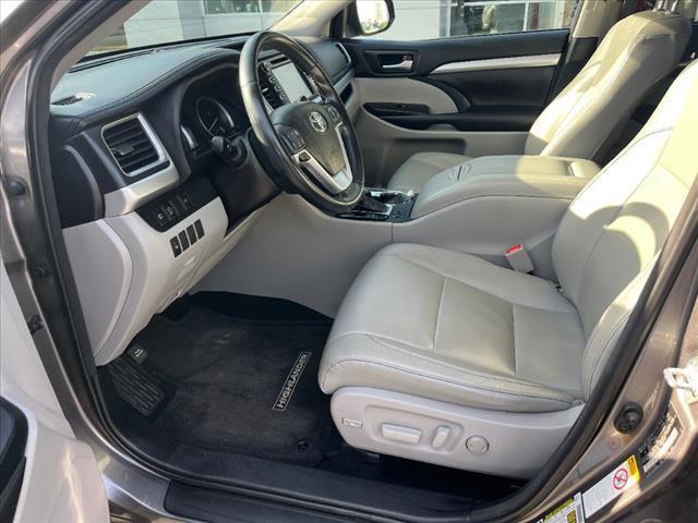 used 2018 Toyota Highlander car, priced at $23,108